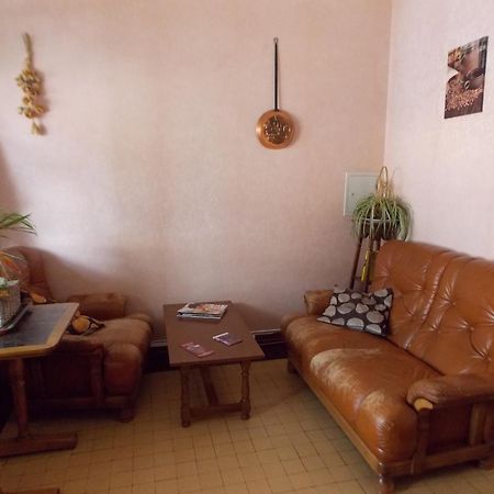 Hotel Le Soleil D'or à Vimoutiers Extérieur photo